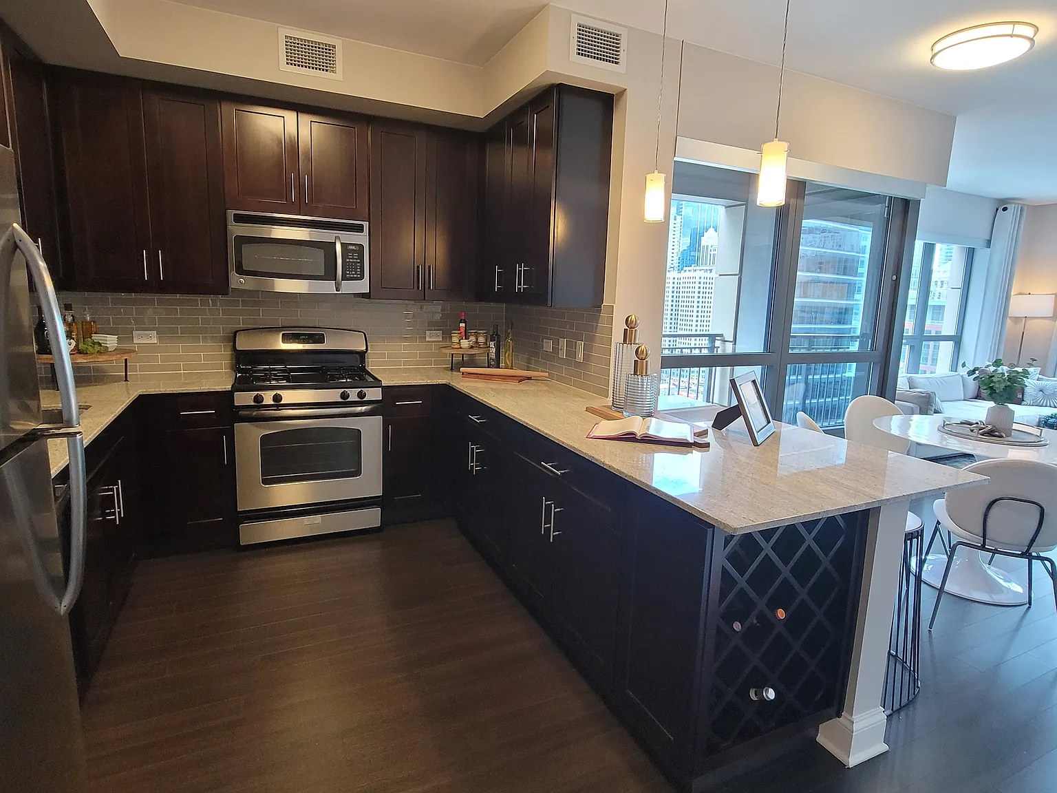2 bed, 1199 sqft, $5,164 — Photo 1