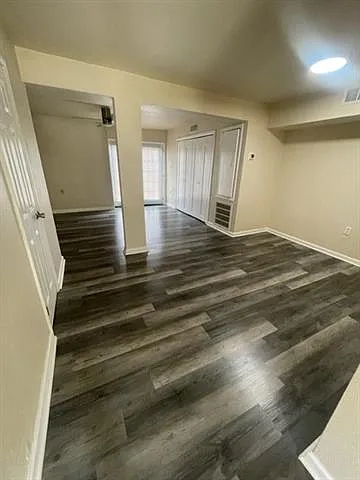 2 bed, 1.5 bath, 1008 sqft, $1,650 — Photo 4