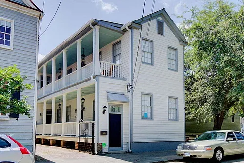53 America St Photo 1