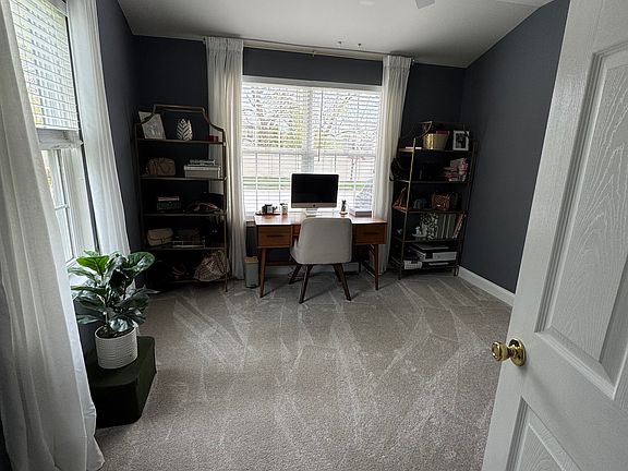 2nd image of 270 Bella Ln