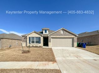 11713 NW 95th St, Yukon, OK 73099
