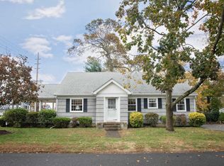 914 Rue Ave, Point Pleasant Beach, NJ 08742