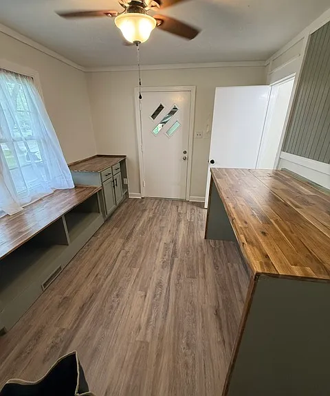 501 N College St — Photo 4