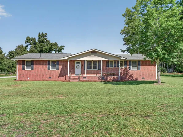 103 E Hill Dr, Johnston, SC 29832