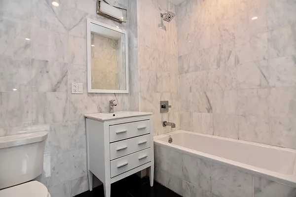 Rented by Bohemia Realty Group | media 9