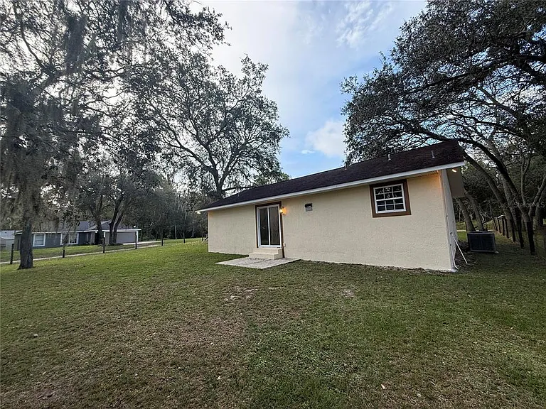 40233 Palm St — Photo 5