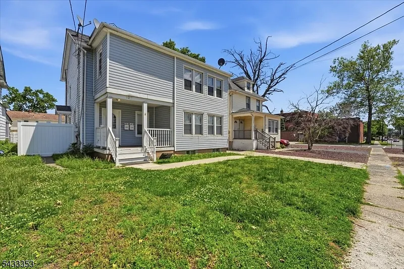2 bed, 2.0 bath, $2,750 — Photo 2