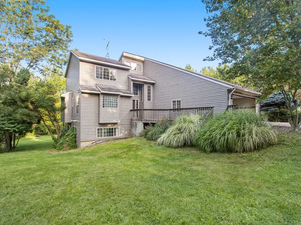 4128 Byron Rd, Hudsonville, MI 49426