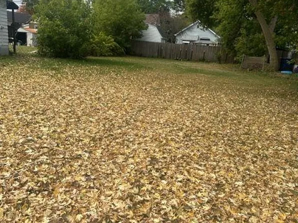 208 S Sheridan St, Bay City, MI 48708