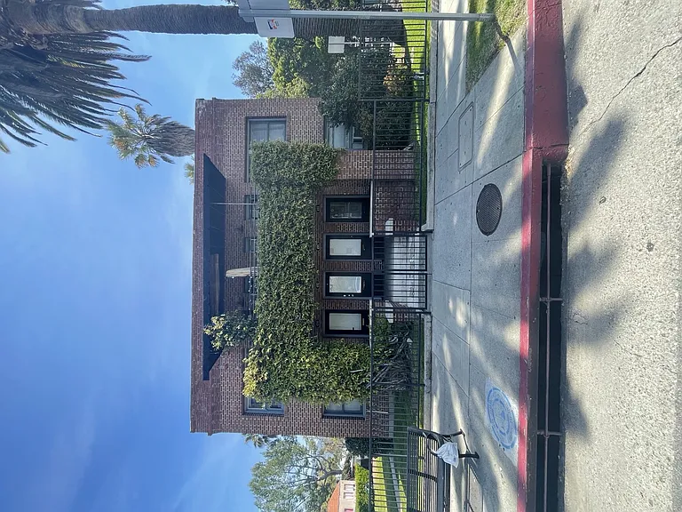 Front gate to The Villas Apartments in Pasadena, CA.