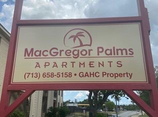 3641 N Macgregor Way #32, Houston, TX 77004