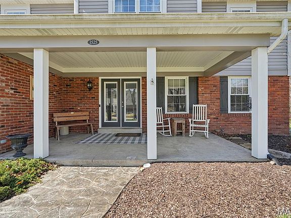 3rd image of 1525 Virginia Dr