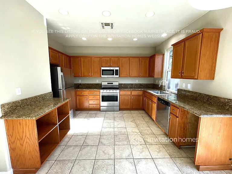 5134 Rowe Dr — Photo 6
