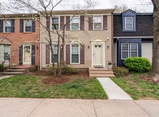 2817 Shawn Leigh Dr, Vienna, VA 22181