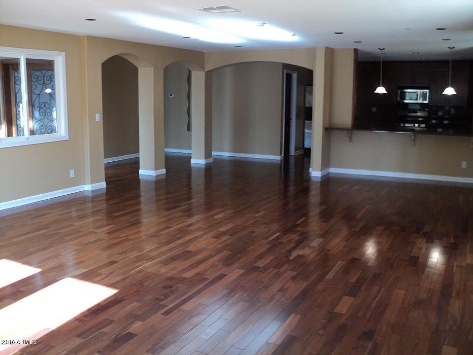 1st image of 7812 N Via Del Sol