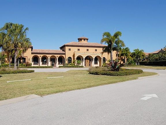 3rd image of 129 Montecito Dr