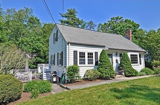 1st image of 22 Oak Hill Dr