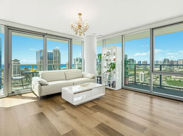 1500 Rycroft St #2718R, Honolulu, HI 96814