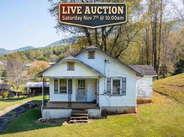 105 Roy Bowers Rd, Elizabethton, TN 37643