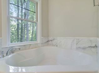 1452 Pathfinder Ln, Mc Lean, VA 22101