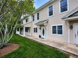 20 Cross St Unit 7, Westport, CT 06880