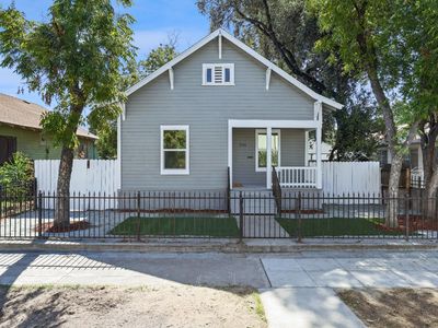 2726 E Washington Ave, Fresno, CA, 93701