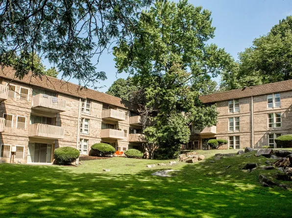 Top of the Hill Apartments