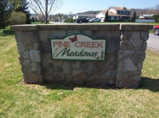 15 Woodside Cir, Jersey Shore, PA 17740