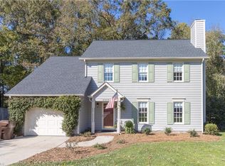 3309 Sparrowhawk Dr, High Point, NC 27265