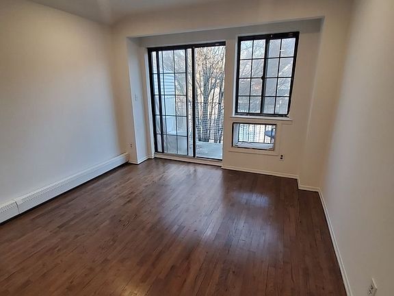 5th image of 8116 138th St APT 1