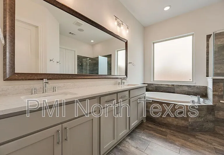 11093 Villa Canales Ln — Photo 6