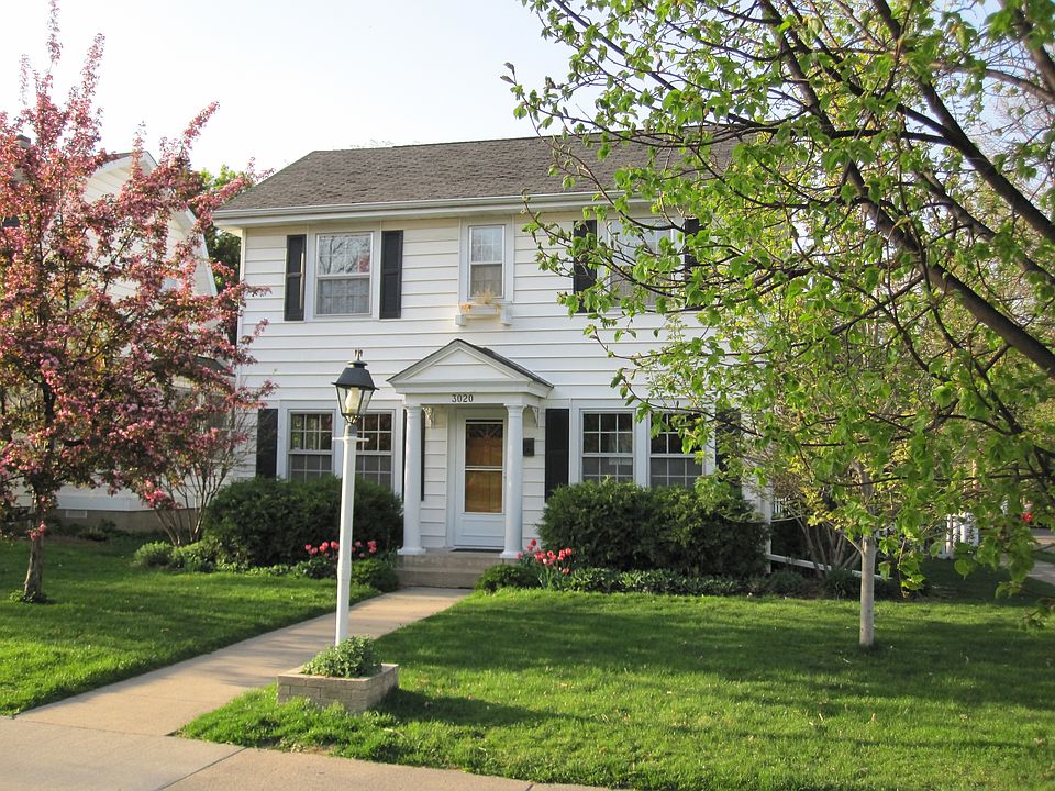 1st image of 3020 E Minnehaha Pkwy
