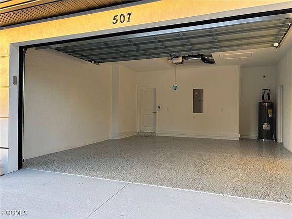 5th image of 507 E 7th St
