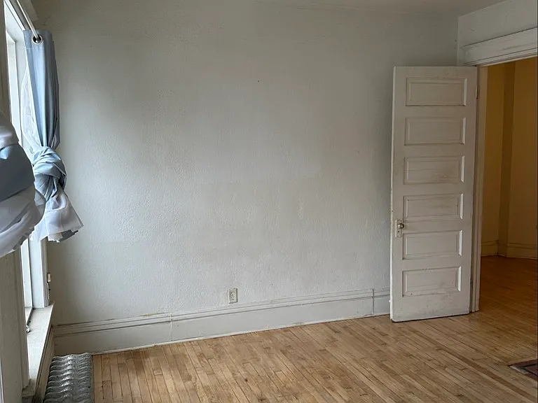 900 S 6th St #1 — Photo 7