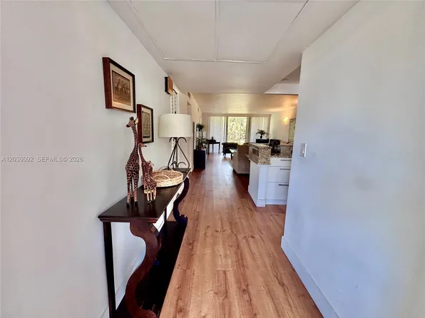 3051 S Palm Aire Dr APT 102, Pompano Beach, FL 33069
