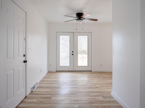 5th image of 917 E Kerr Street