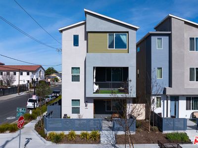 201 N Garfield St, Santa Ana, CA, 92701