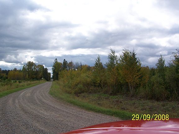 Pirtalla Rd. connects w/ Meadowlands Trunk Rd. and also w/CoRd 5