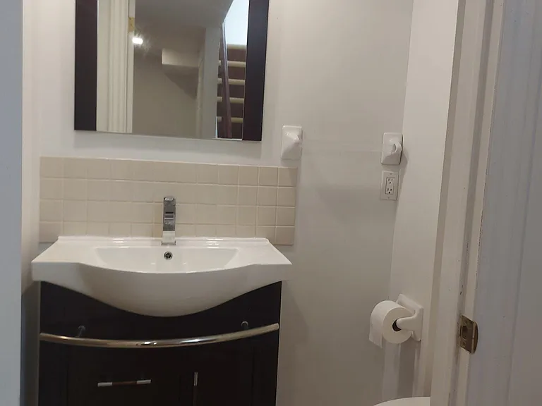 40 Gray Cres #BASEMENT — Photo 9