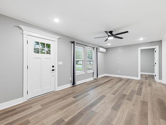 5th image of 4546 S Handley Ave