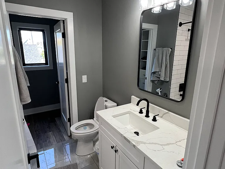 2060 Ruckle St — Photo 23