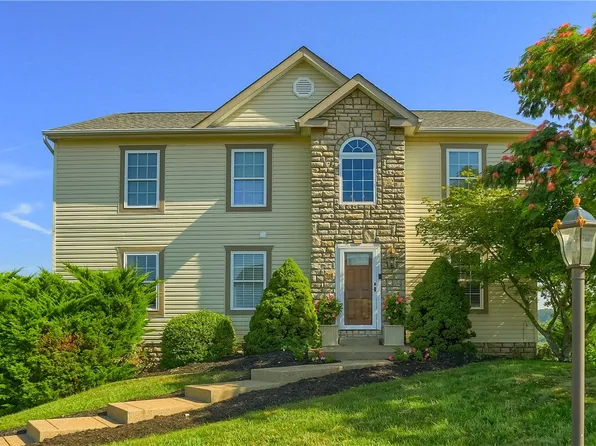 211 Compass Ct, Mc Donald, PA 15057