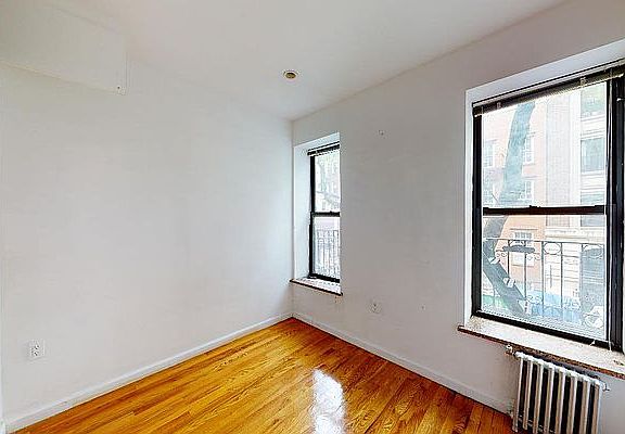 4th image of 237 E 5th St #3
