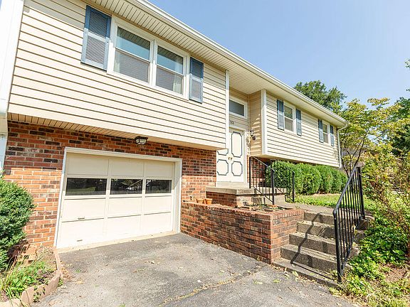 4th image of 551 Merrimac Dr