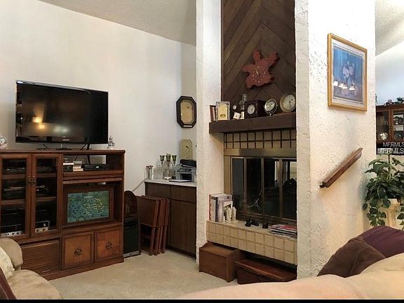 3rd image of 203 N Granada Ct