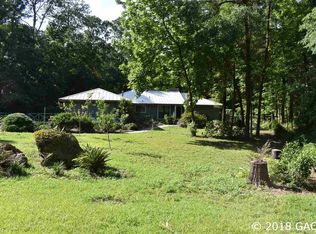 9515 SW 9th Pl, Gainesville, FL 32607