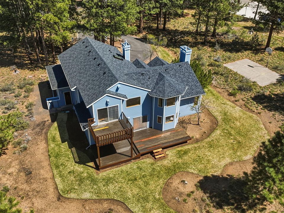 1st image of 60309 Tall Pine Ave