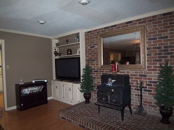 4th image of 211 Fairfield Dr