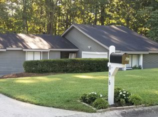 3096 Harold Dean Dr, Marietta, GA 30066