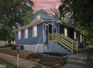 572 Ridge Ave, Hamilton, NJ 08610